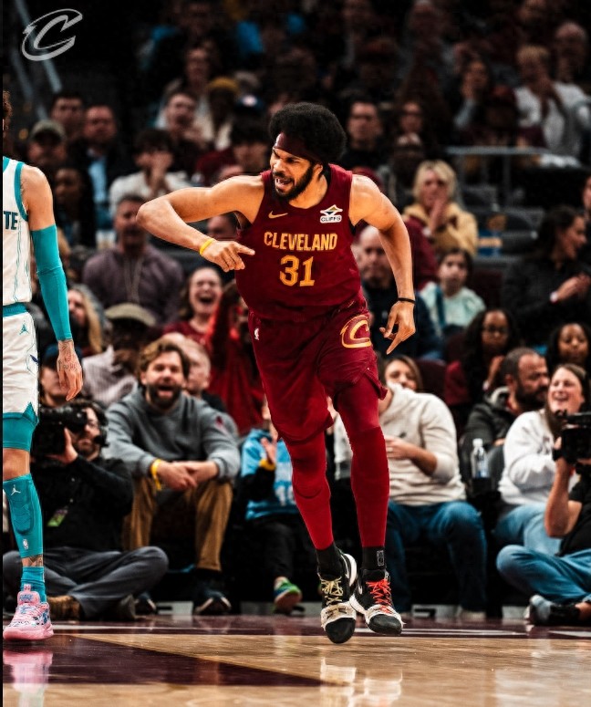 包含多特蒙德卫冕冠军实力出众，连胜势不可挡的词条