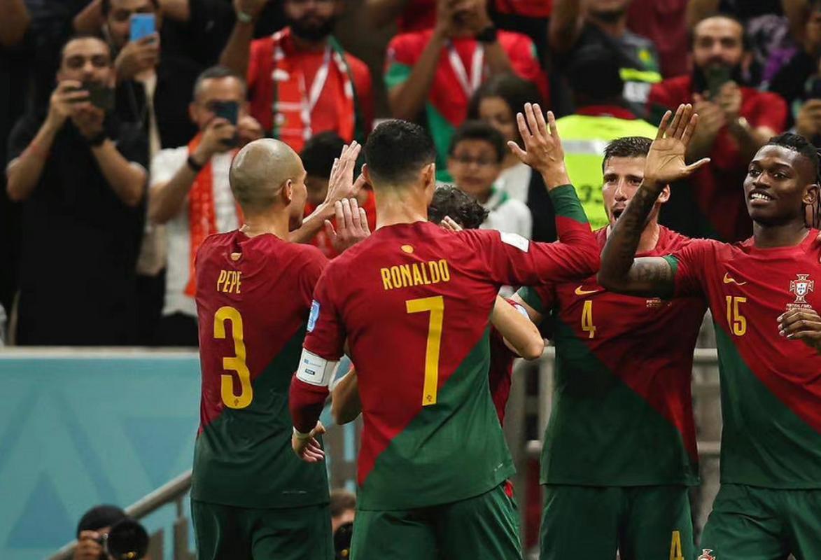 包含巴尔干之战波黑淘汰塞尔维亚，欧预赛小组出局的词条