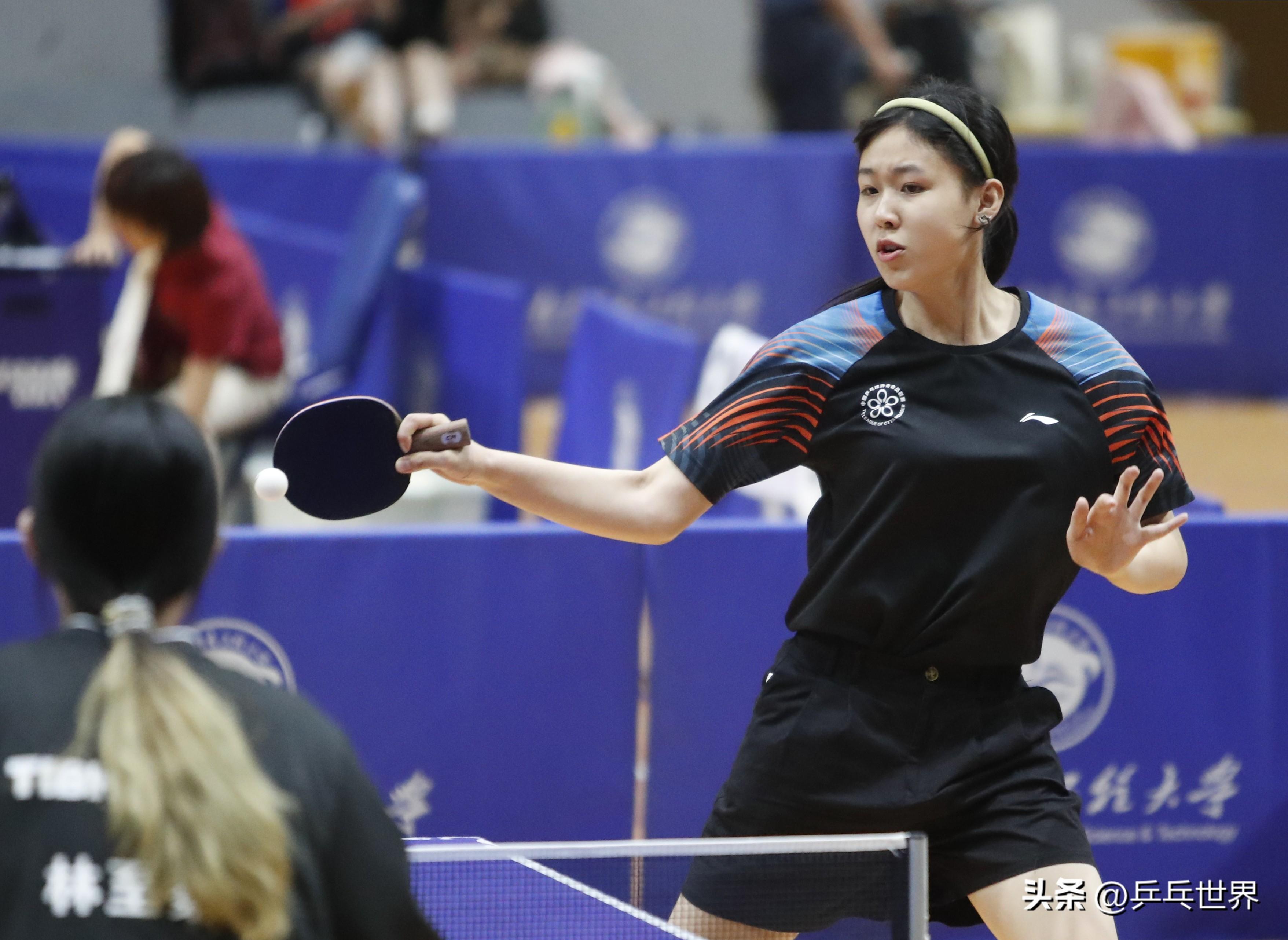 包含变阵成奇妙得胜，晋级决赛决胜关头的词条