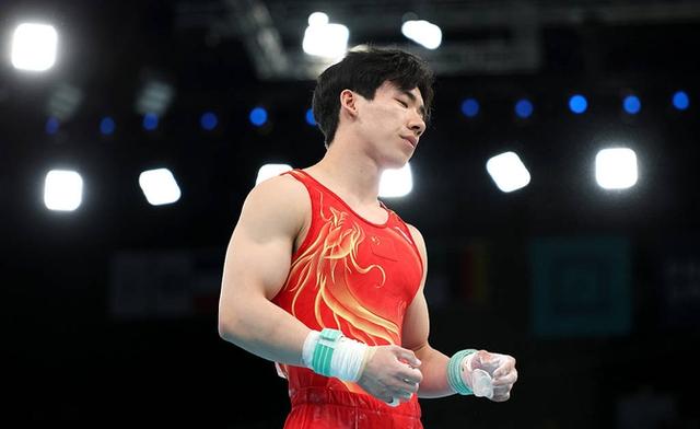 我国运动员再创佳绩！夺得金牌