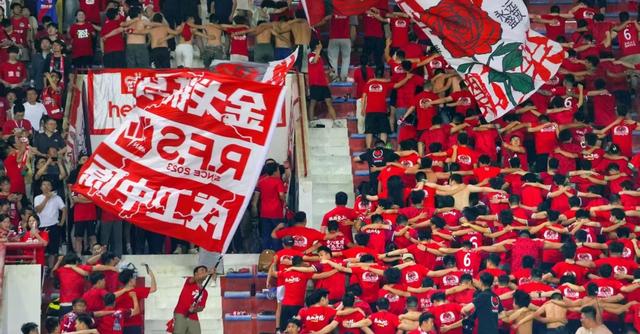 挑战魔鬼赛程，球队备战全力以赴的简单介绍