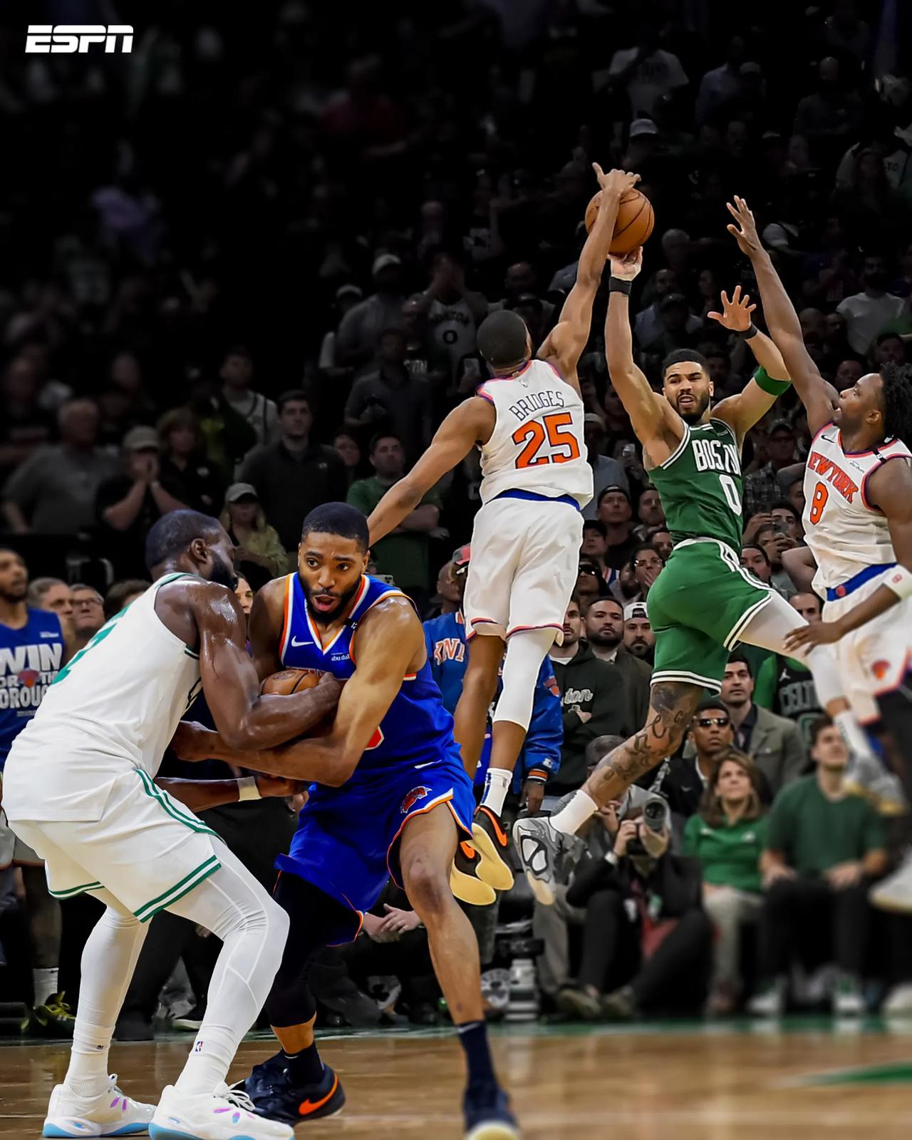 关于尼克斯主场失利！霍华德关键时刻射杀对手的信息