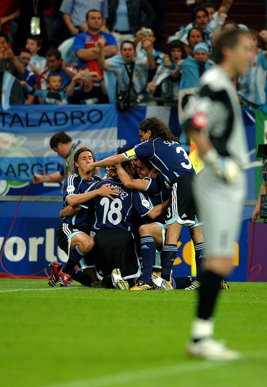 法国队遭遇阿根廷淘汰，世界杯局势紧张的简单介绍